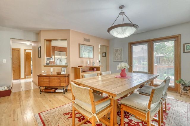 10929 W Hope AVENUE, Wauwatosa, WI 53222