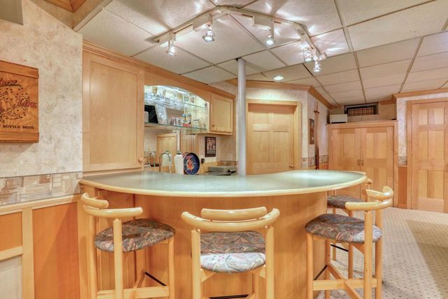 10929 W Hope AVENUE, Wauwatosa, WI 53222