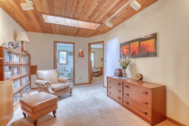 10929 W Hope AVENUE, Wauwatosa, WI 53222