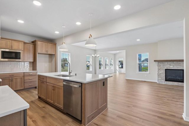 9901 Migratory LANE, Mequon, WI 53097