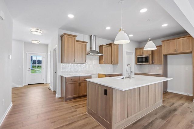 9901 Migratory LANE, Mequon, WI 53097