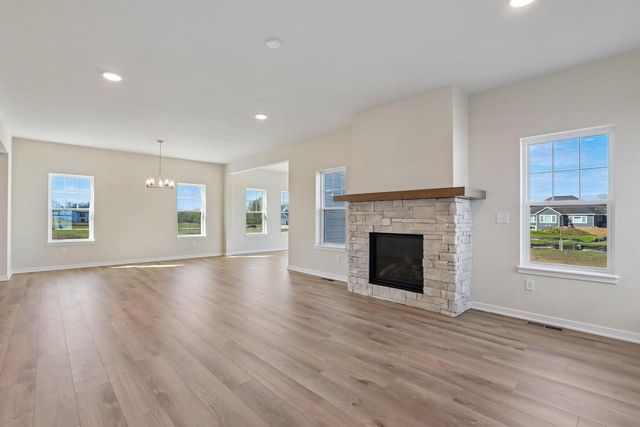 9901 Migratory LANE, Mequon, WI 53097