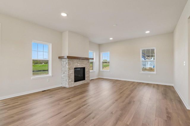 9901 Migratory LANE, Mequon, WI 53097
