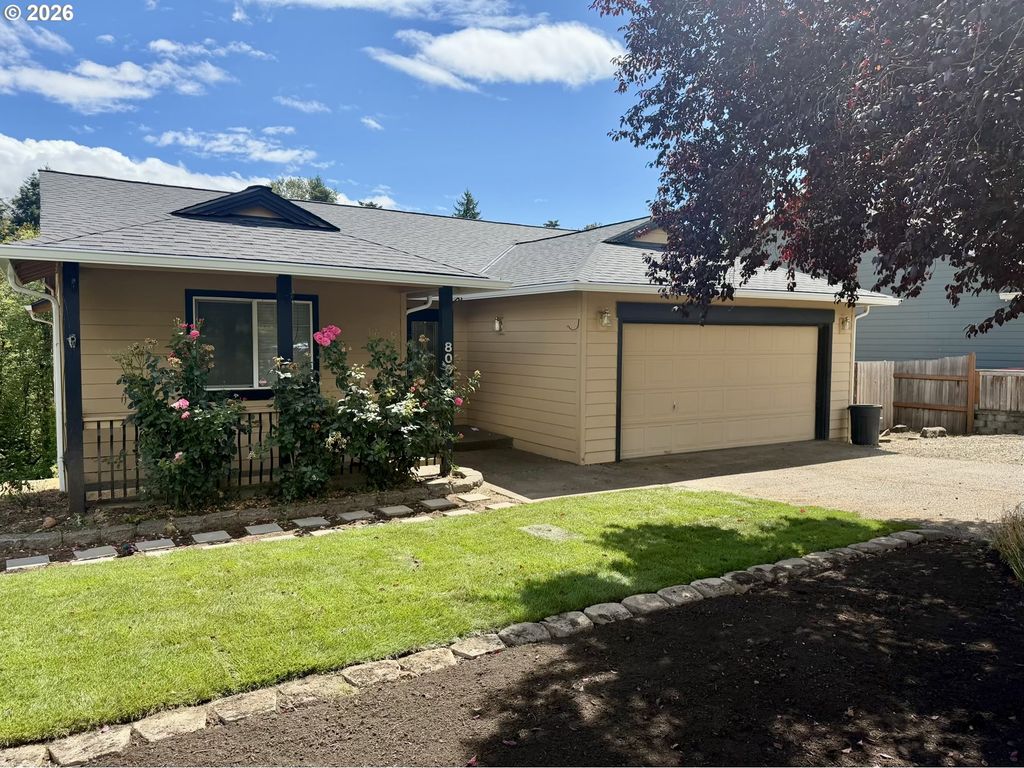 Image 2 of property listing at 800 JOEL PALMER Way, Dayton, OR 97114