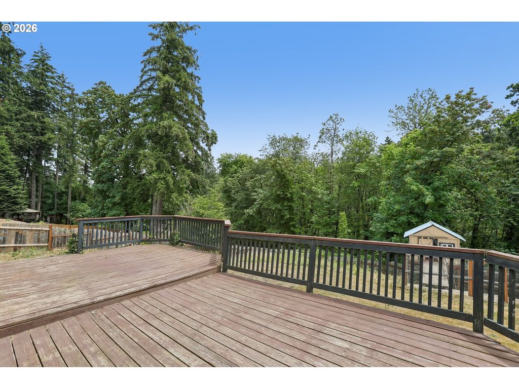 Image 38 of property listing at 800 JOEL PALMER Way, Dayton, OR 97114