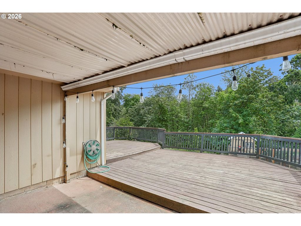 Image 40 of property listing at 800 JOEL PALMER Way, Dayton, OR 97114