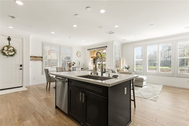 47 Finch, Lake Forest, CA 92630