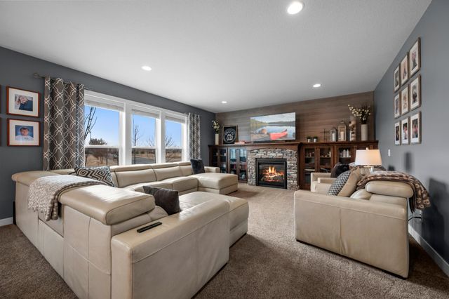 14180 Adelaide Avenue, Rosemount, MN 55068