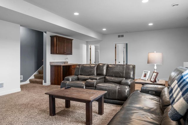 14180 Adelaide Avenue, Rosemount, MN 55068