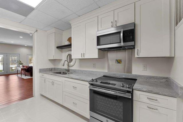 263 Old Hardy Farm Road, Jackson, GA 30233