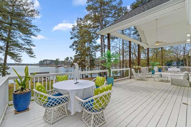 263 Old Hardy Farm Road, Jackson, GA 30233