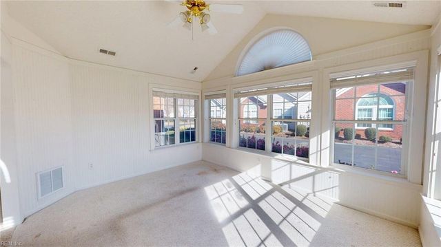 110 Villa DR, Poquoson, VA 23662