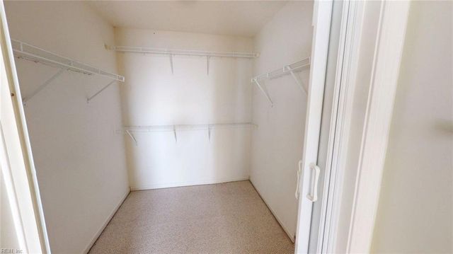 110 Villa DR, Poquoson, VA 23662