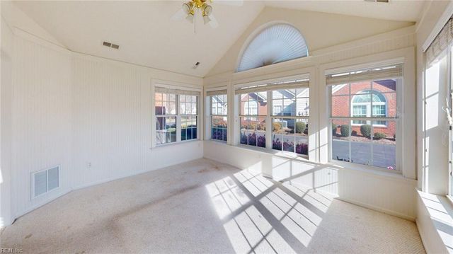 110 Villa DR, Poquoson, VA 23662