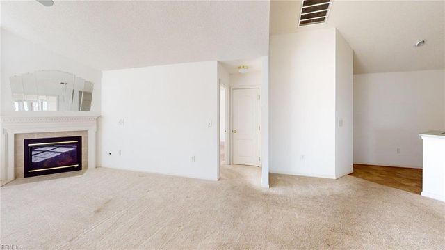 110 Villa DR, Poquoson, VA 23662