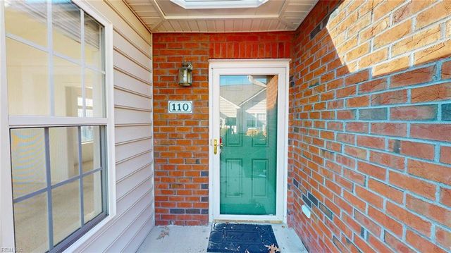 110 Villa DR, Poquoson, VA 23662