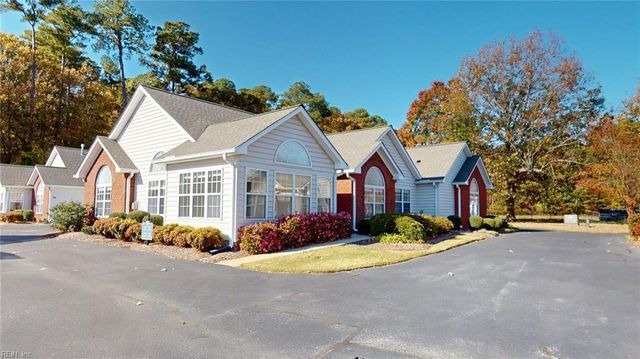 110 Villa DR, Poquoson, VA 23662