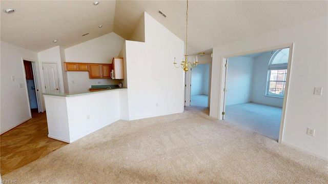 110 Villa DR, Poquoson, VA 23662