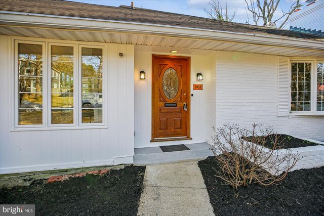 3312 CAMALIER DR, Chevy Chase, MD 20815