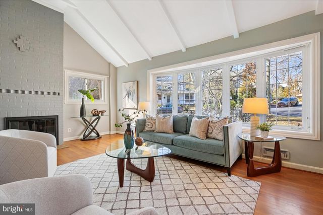 3312 CAMALIER DR, Chevy Chase, MD 20815