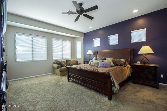 2011 W SPUR Drive, Phoenix, AZ 85085