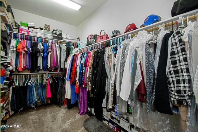 2011 W SPUR Drive, Phoenix, AZ 85085