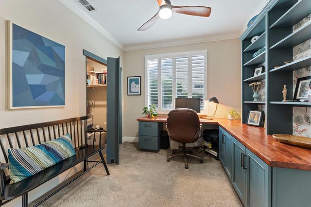 683 Fifteen Mile Dr, Roseville, CA 95678