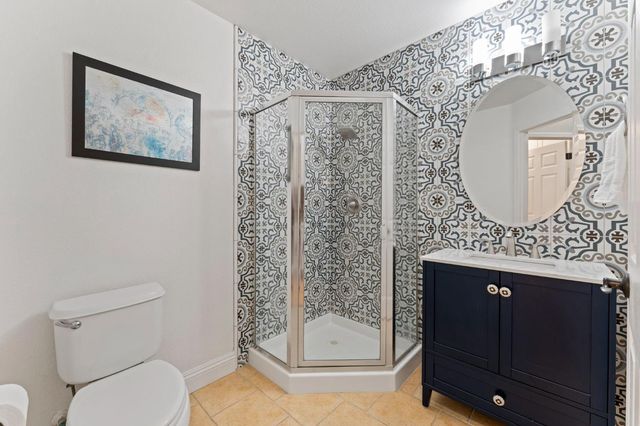 683 Fifteen Mile Dr, Roseville, CA 95678