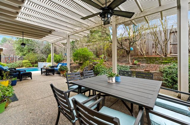 683 Fifteen Mile Dr, Roseville, CA 95678