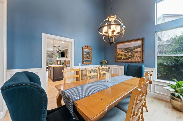 683 Fifteen Mile Dr, Roseville, CA 95678