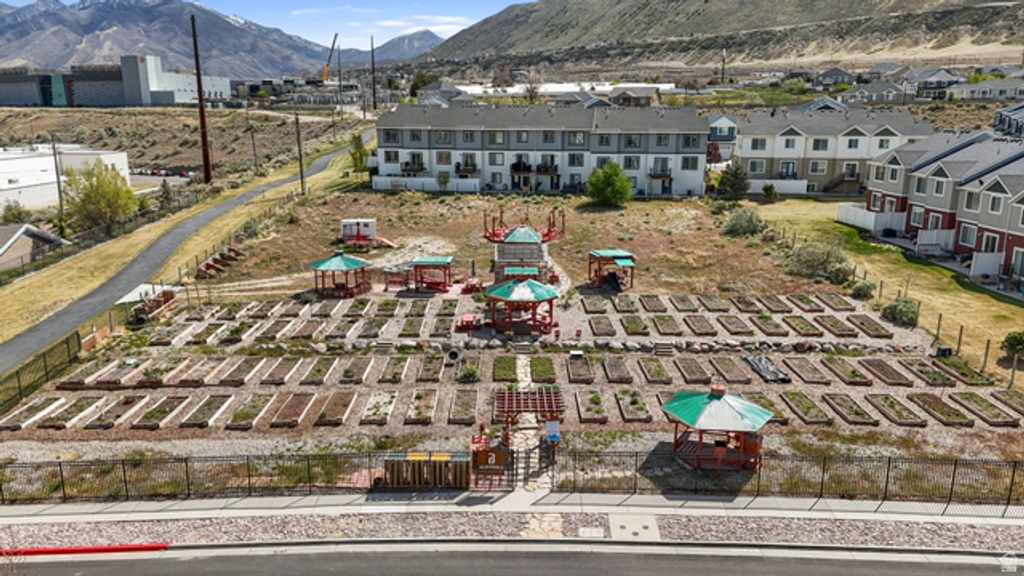Image 24 of property listing at 15018 S GALLANT DR, Bluffdale, UT 84065