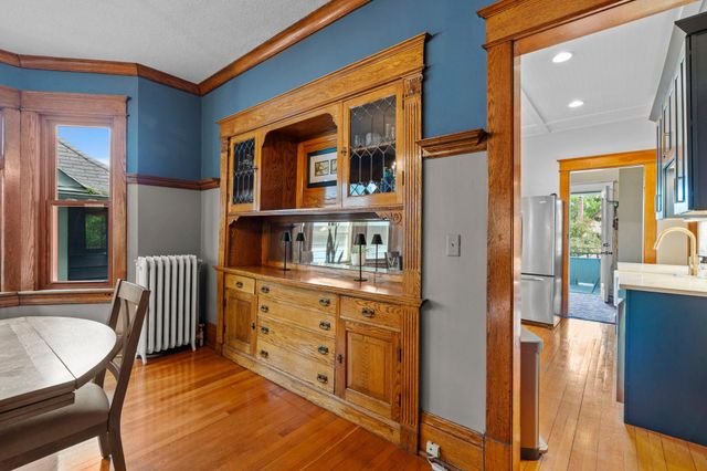 1200 Laurel Avenue, Saint Paul, MN 55104