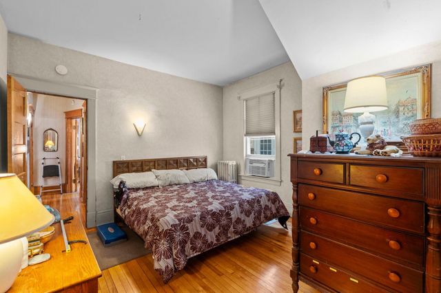 1200 Laurel Avenue, Saint Paul, MN 55104