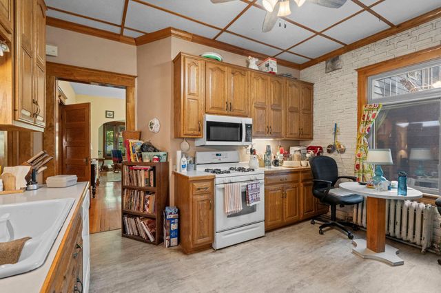 1200 Laurel Avenue, Saint Paul, MN 55104