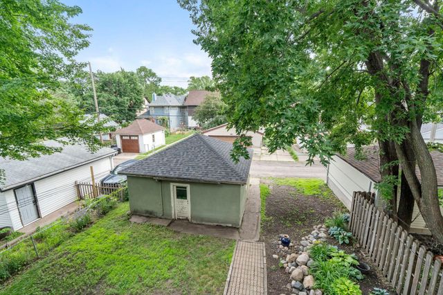1200 Laurel Avenue, Saint Paul, MN 55104