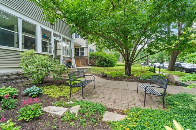 1200 Laurel Avenue, Saint Paul, MN 55104