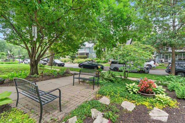 1200 Laurel Avenue, Saint Paul, MN 55104