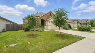 687 Oleander LOOP, Buda, TX 78610