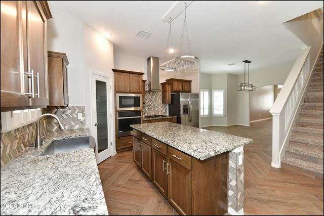6933 Copper Town Drive, El Paso, TX 79934