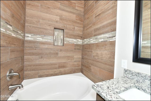 6933 Copper Town Drive, El Paso, TX 79934
