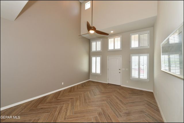 6933 Copper Town Drive, El Paso, TX 79934