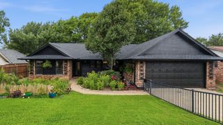 304 Cherry Street, Weatherford, TX 76086