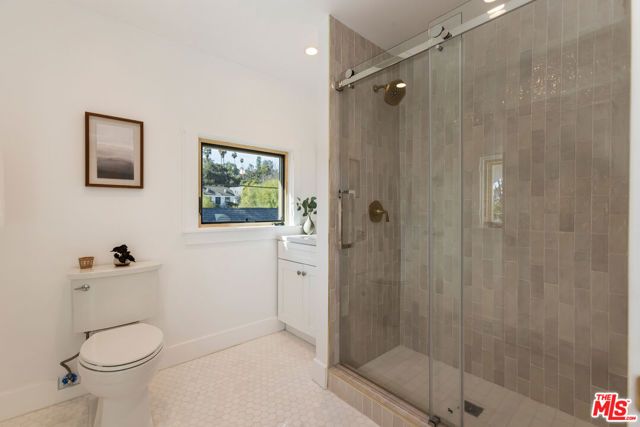 6318 Planada Avenue, Los Angeles, CA 90042