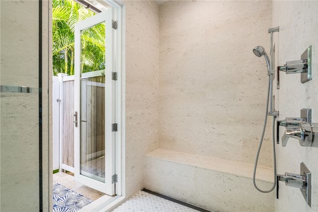 835 Iris Lane, Vero Beach, FL 32963