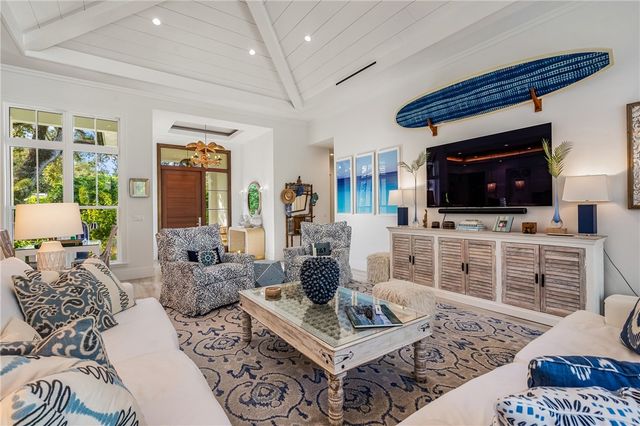 835 Iris Lane, Vero Beach, FL 32963