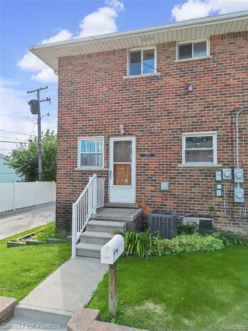 11274 Middlebelt Road, Livonia, MI 48150