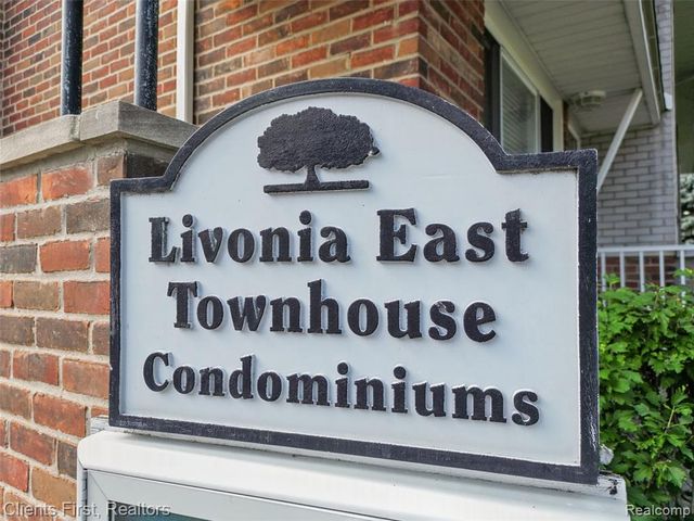 11274 Middlebelt Road, Livonia, MI 48150