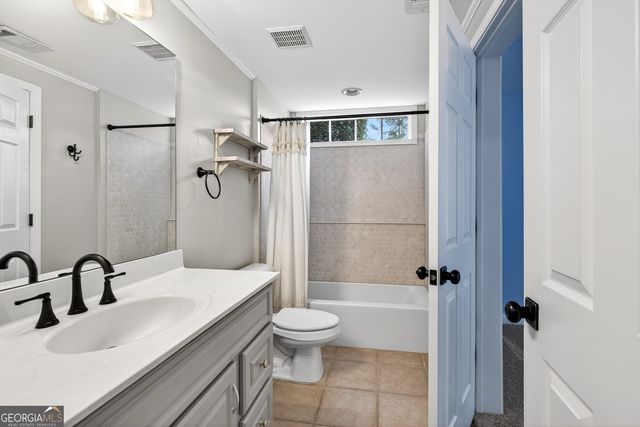 225 Summerfield Place, Fayetteville, GA 30215