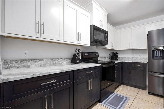 3818 SW 15th PL, Cape Coral, FL 33914