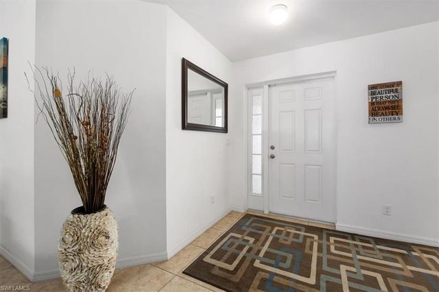 3818 SW 15th PL, Cape Coral, FL 33914